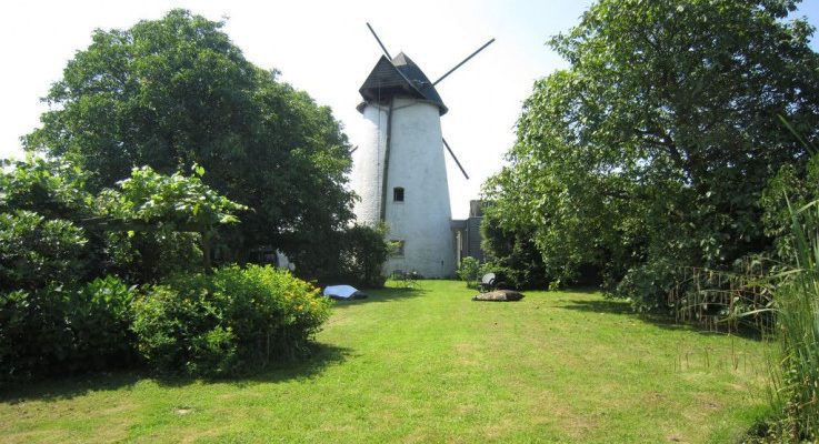 Oude windmolen in Oost-Vlaanderen