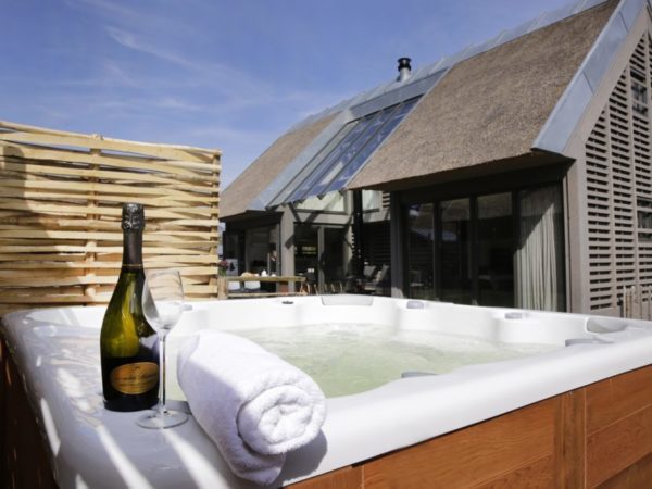Noord-Holland-ParkDuynvoet-Jacuzzi-1024x683