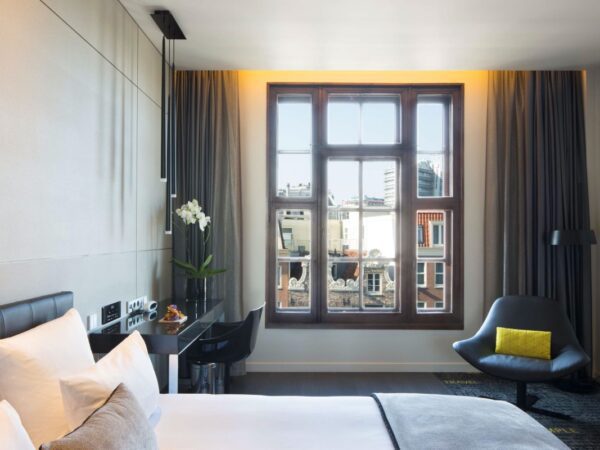 hotel-in-amsterdam-art-otel-4