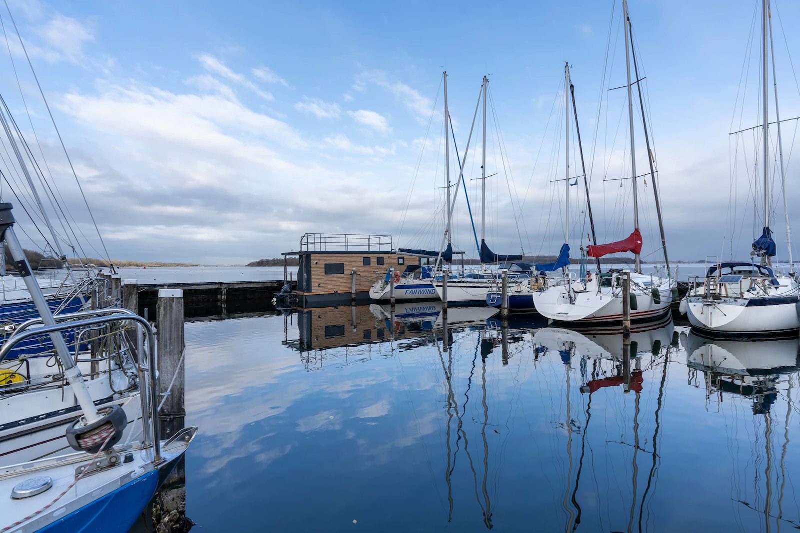 Supertrips - Houseboat in Arnemuiden