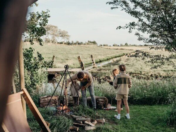 oude melkstal boerenbed