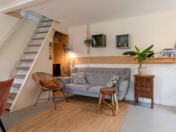 tiny surf house