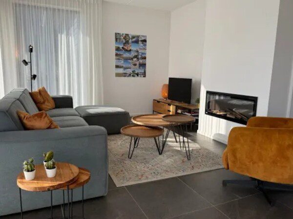 watervilla met sloep
